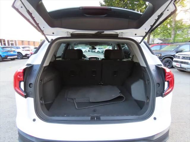 2024 GMC Terrain AWD SLE