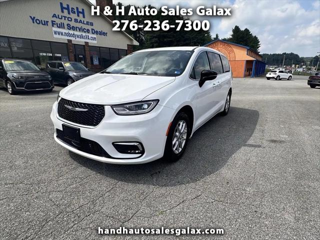 2024 Chrysler Pacifica Touring L for sale in Galax, VA