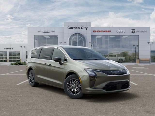 2027 Chrysler Pacifica Limited for sale in Hempstead, NY