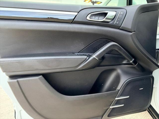 2016 Porsche Cayenne Sport Utility 4D