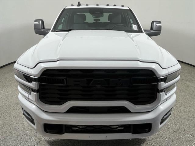 2026 RAM 3500 RAM 3500 BIG HORN CREW CAB 4X4 8 BOX
