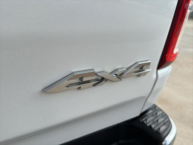 2019 Ram 1500 Big Horn/Lone Star Crew Cab 4x4 64 Box