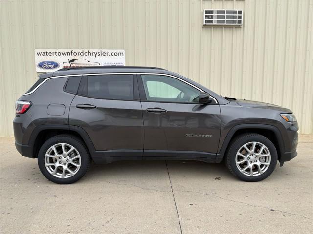 2023 Jeep Compass Latitude Lux FWD for sale in Watertown, SD