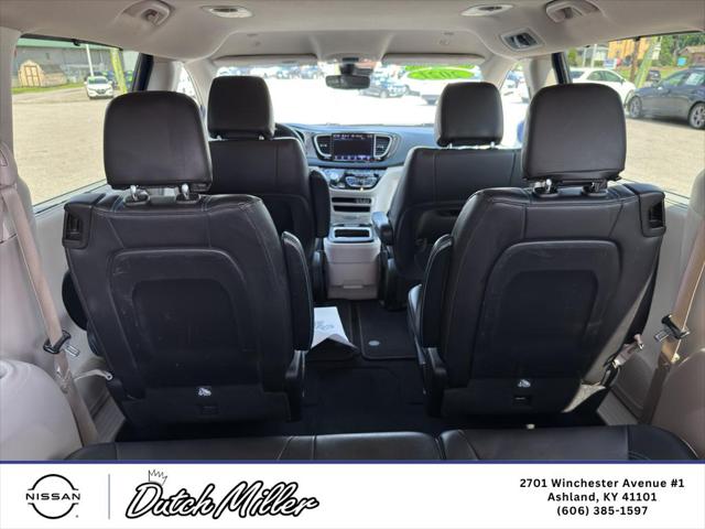 2021 Chrysler Pacifica Touring L