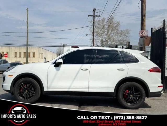 2016 Porsche Cayenne Base