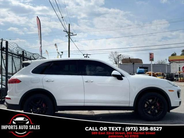 2016 Porsche Cayenne Base