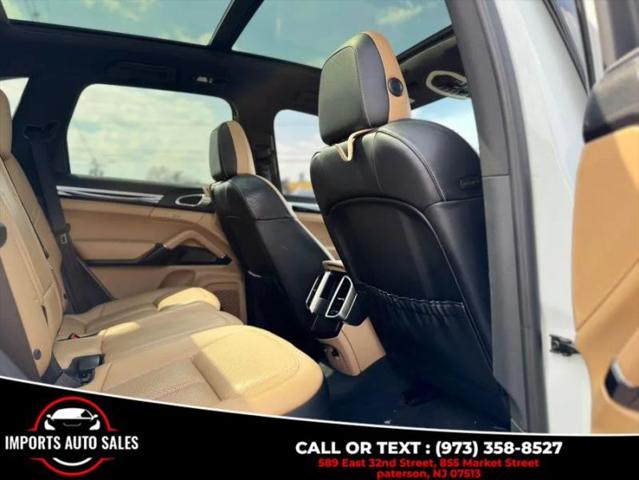 2016 Porsche Cayenne Base