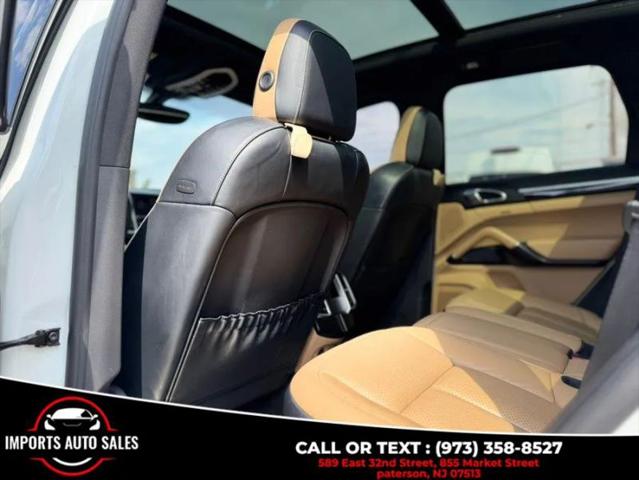 2016 Porsche Cayenne Base