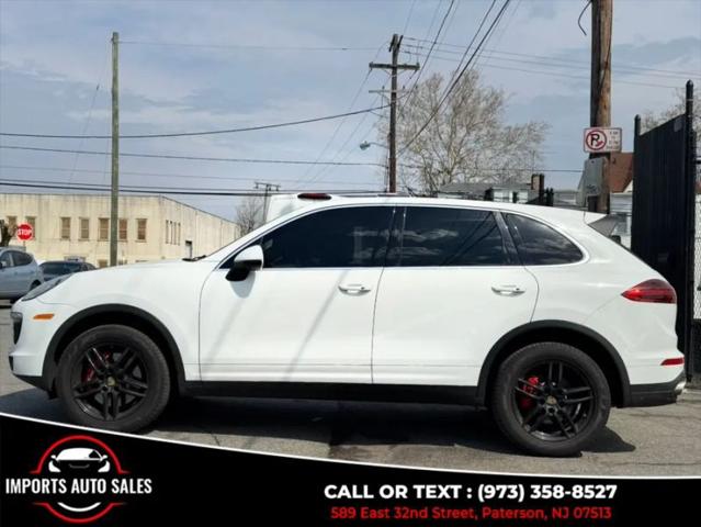 2016 Porsche Cayenne Base