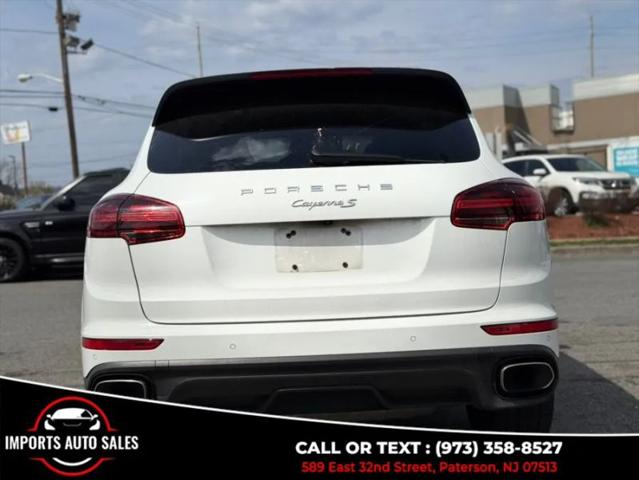 2016 Porsche Cayenne Base