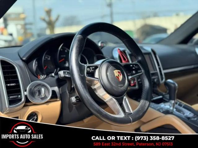2016 Porsche Cayenne Base