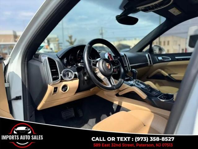 2016 Porsche Cayenne Base