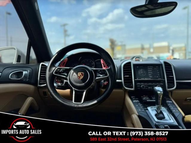2016 Porsche Cayenne Base