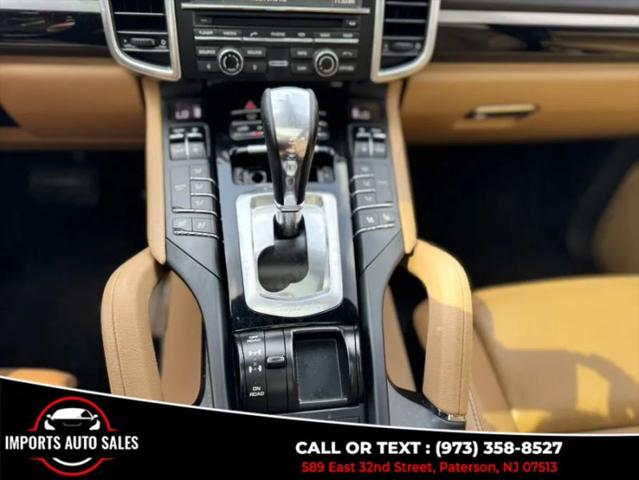2016 Porsche Cayenne Base