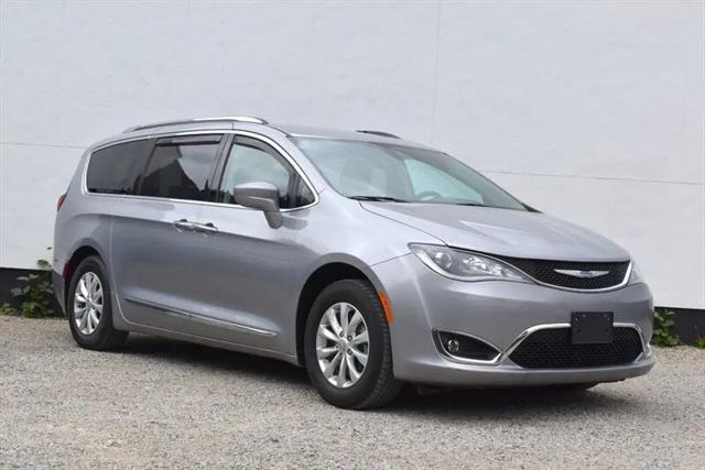 2018 Chrysler Pacifica Touring L for sale in Portland, OR