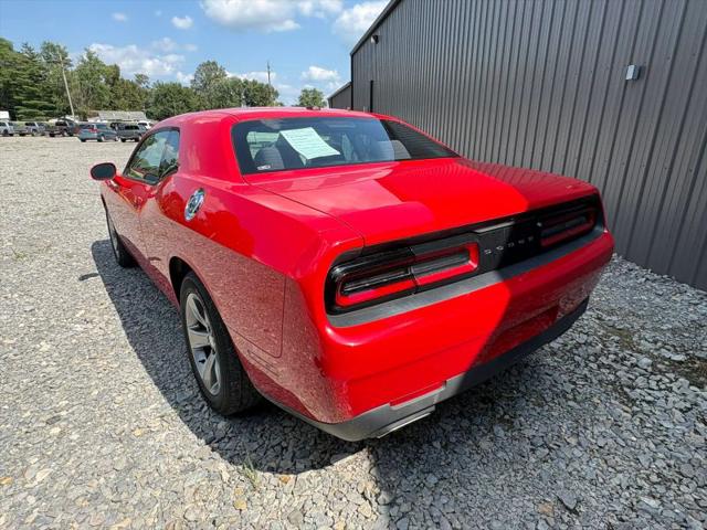 2015 Dodge Challenger SXT