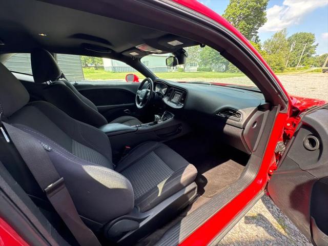 2015 Dodge Challenger SXT