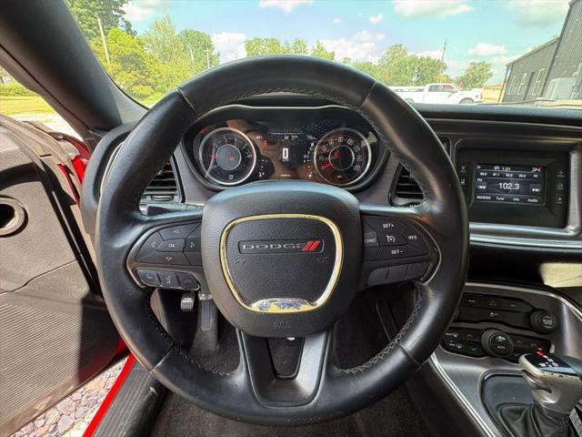 2015 Dodge Challenger SXT
