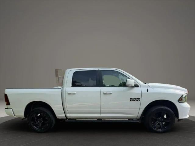 2017 Ram 1500 Night Crew Cab 4x4 57 Box