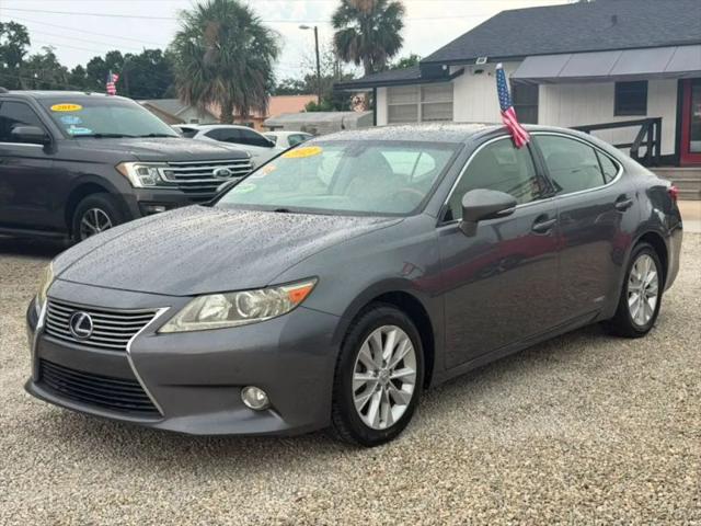 2013 Lexus ES 300h 300h
