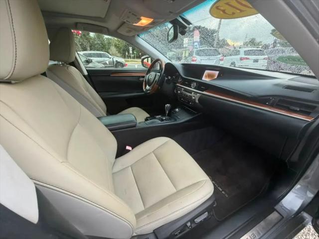 2013 Lexus ES 300h 300h
