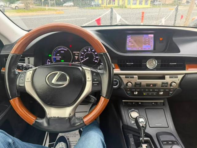 2013 Lexus ES 300h 300h