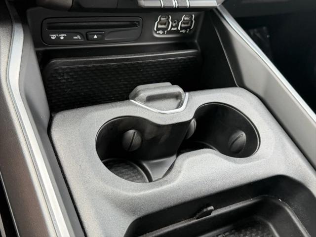 2019 Ram 1500 Big Horn/Lone Star Crew Cab 4x4 57 Box