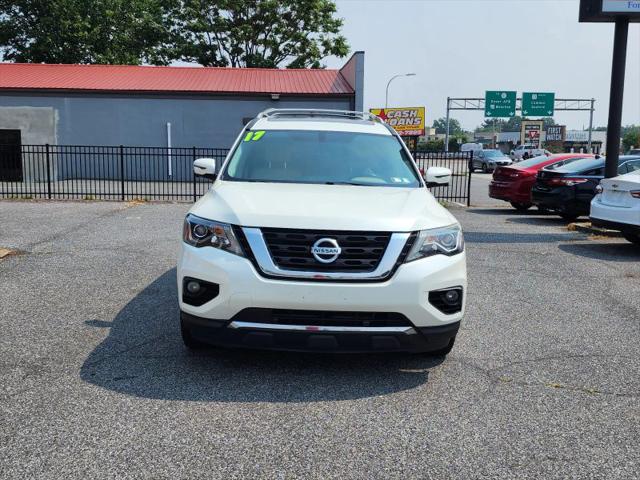 2017 Nissan Pathfinder SL