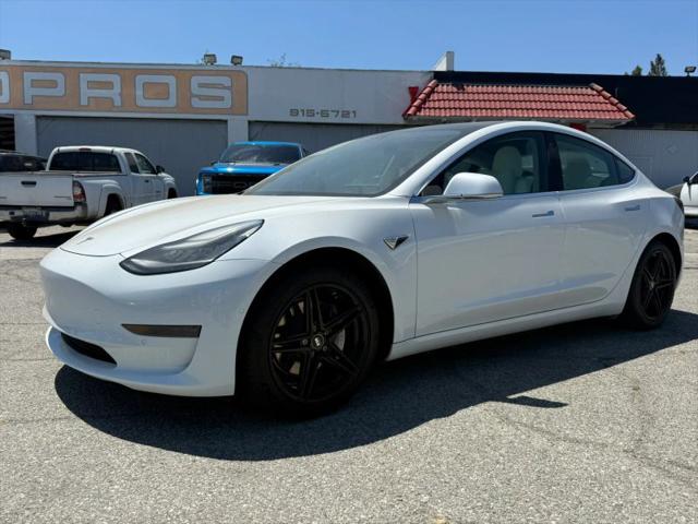 2020 Tesla Model 3 Standard Range Rear-Wheel Drive