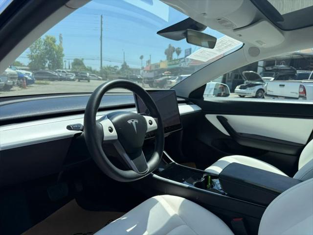 2020 Tesla Model 3 Standard Range Rear-Wheel Drive