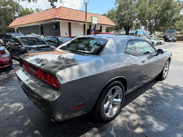 2012 Dodge Challenger SXT