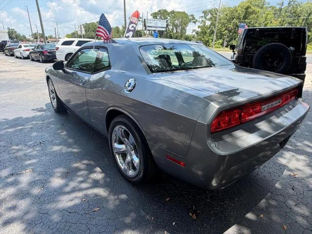 2012 Dodge Challenger SXT