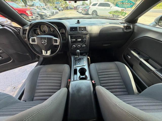 2012 Dodge Challenger SXT