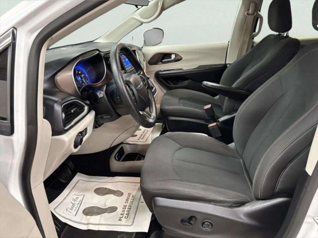 2019 Chrysler Pacifica LX