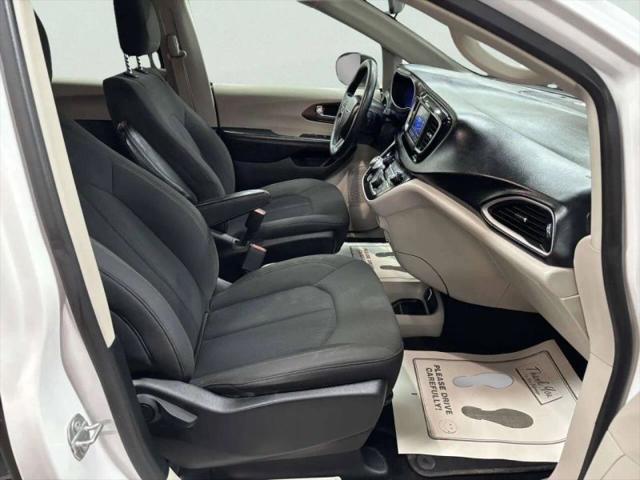 2019 Chrysler Pacifica LX