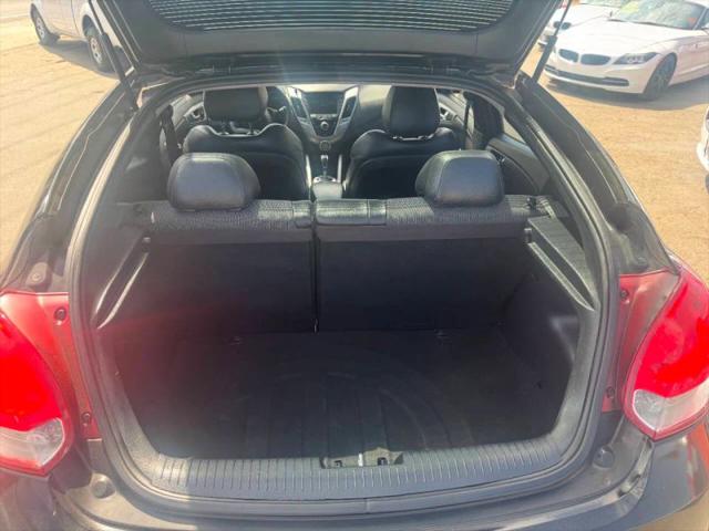2013 Hyundai Veloster Base w/Black
