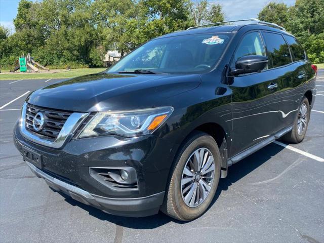 2017 Nissan Pathfinder SL for sale in Indianapolis, IN