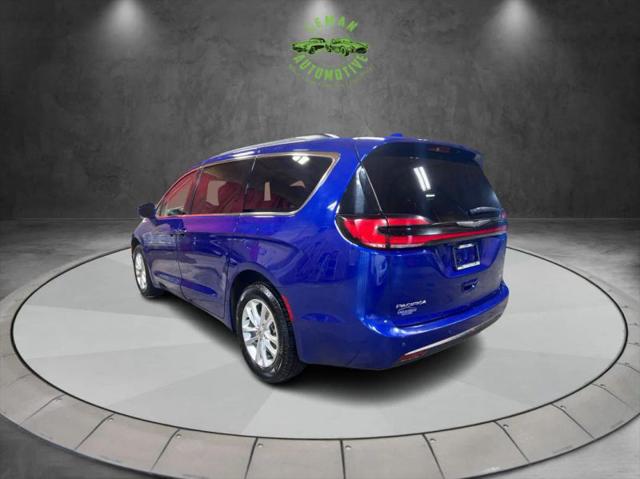 2021 Chrysler Pacifica Touring AWD