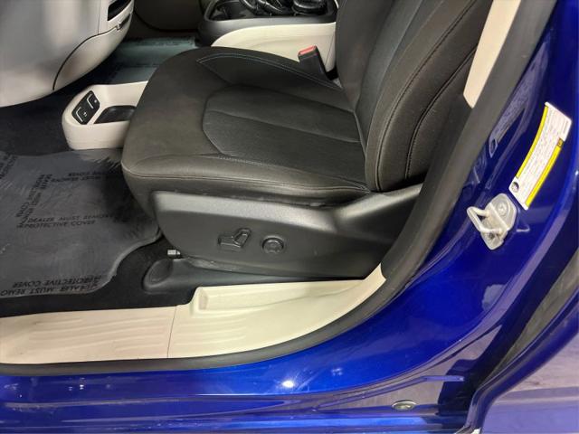 2021 Chrysler Pacifica Touring AWD