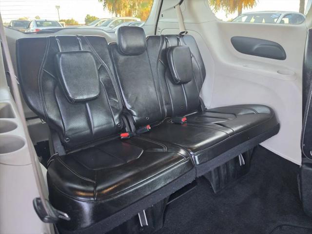 2021 Chrysler Voyager LXI