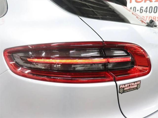2016 Porsche Macan S