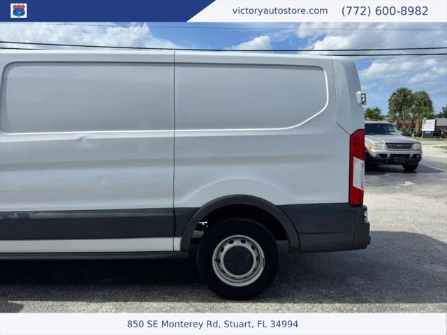 2017 Ford Transit w/60/40 Side Door w/RWB