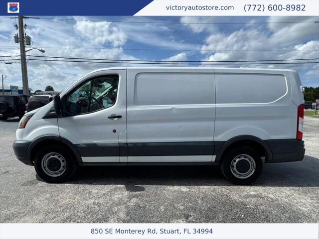 2017 Ford Transit w/60/40 Side Door w/RWB