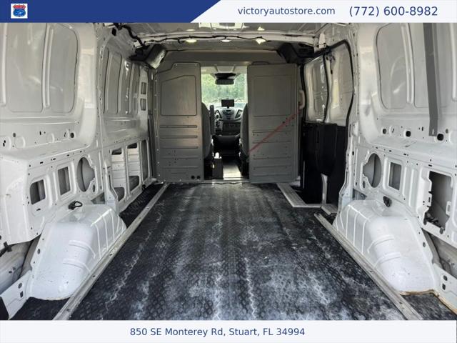 2017 Ford Transit w/60/40 Side Door w/RWB