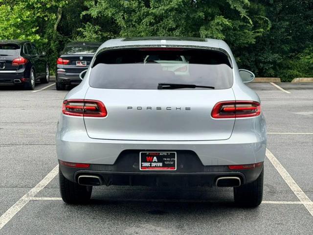 2017 Porsche Macan Base