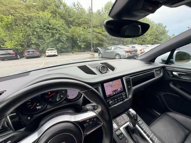 2017 Porsche Macan Base