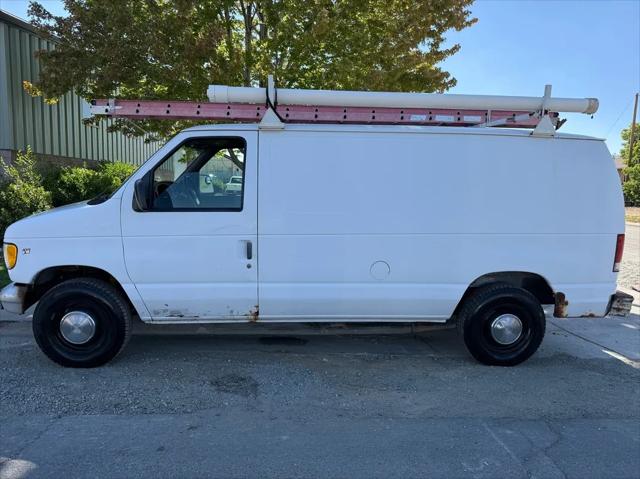 1997 Ford Econoline Cargo Van
