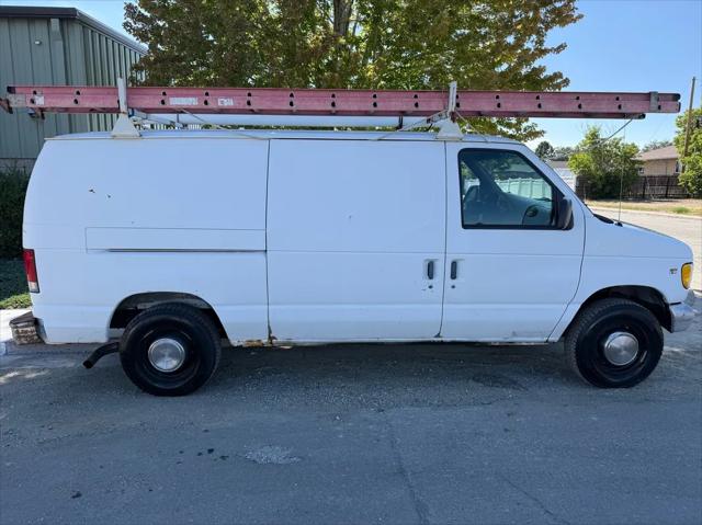 1997 Ford Econoline Cargo Van