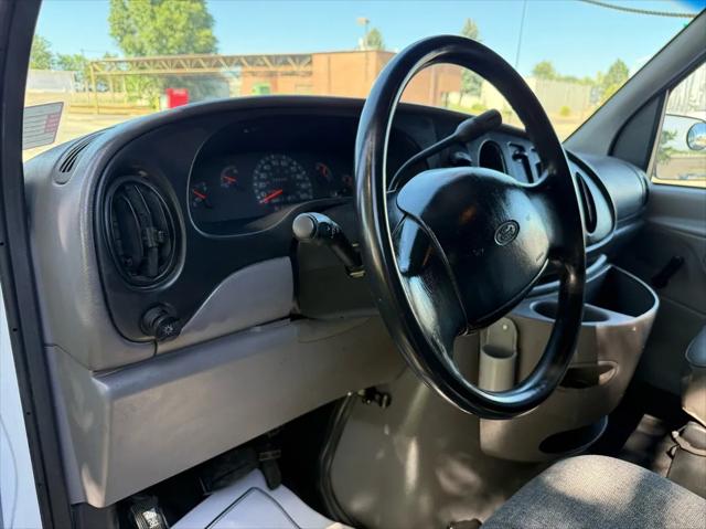 1997 Ford Econoline Cargo Van
