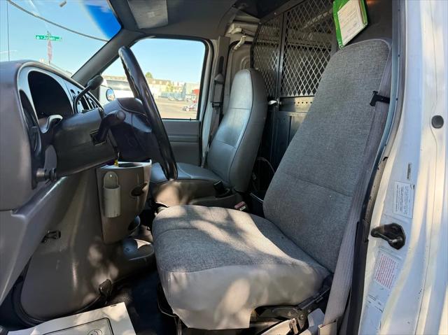 1997 Ford Econoline Cargo Van
